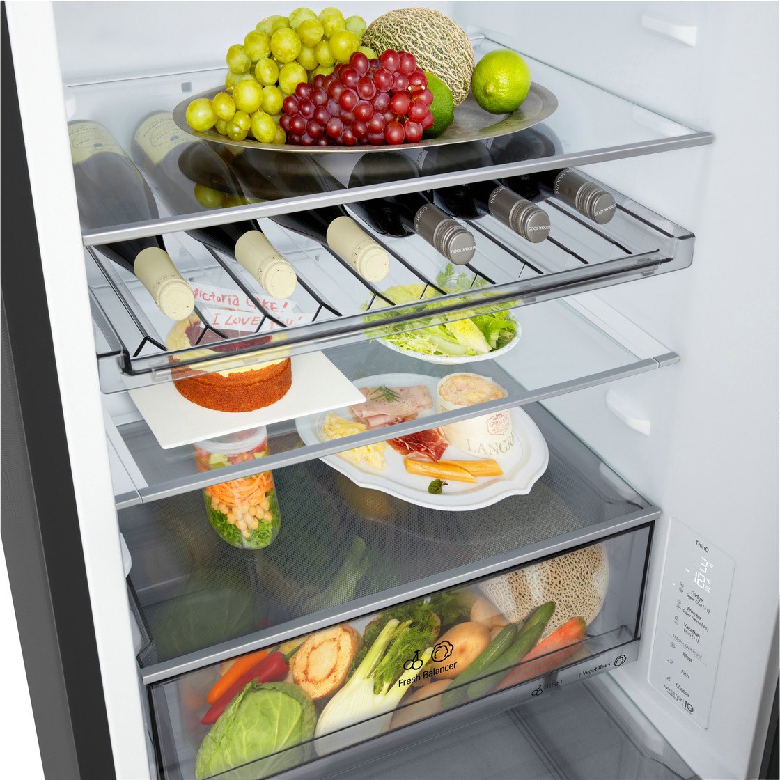 LG GBBS525CPY koel-vriescombinatie zilver, energieklasse C (Coolblue Tweedekans), ander aanzicht 2 (foto: Coolblue)