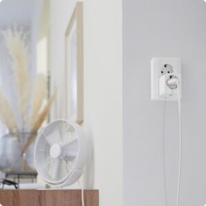 WiZ slimme stekker met verbruiksmeter tweedekans (foto: Coolblue)